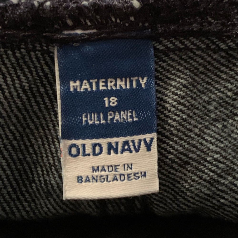 Old Navy Maternity Jeans - Picture 8 of 10